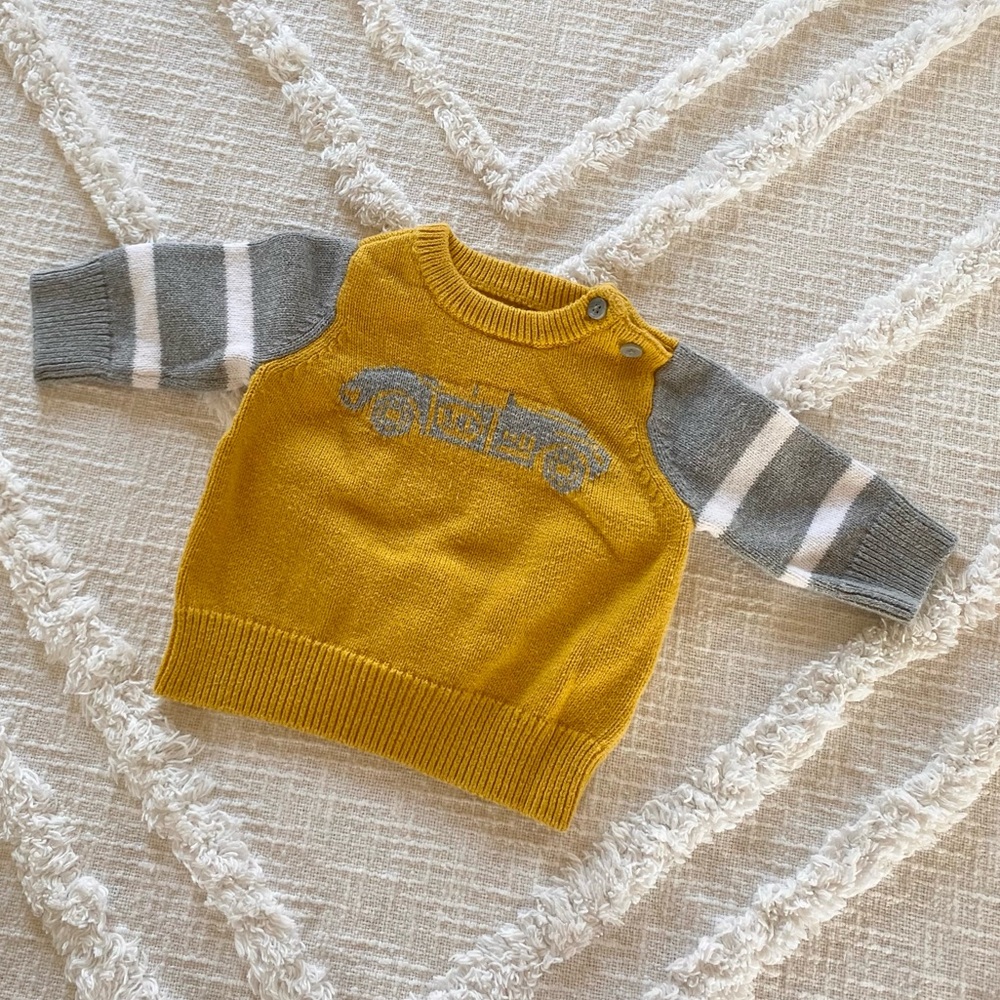 DONATING 🛍️5 for $5! Gap Vintage Car Sweater